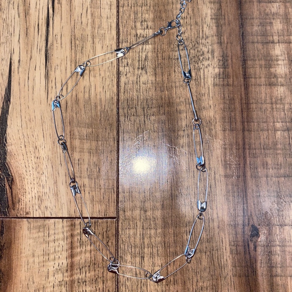 safety pin necklace